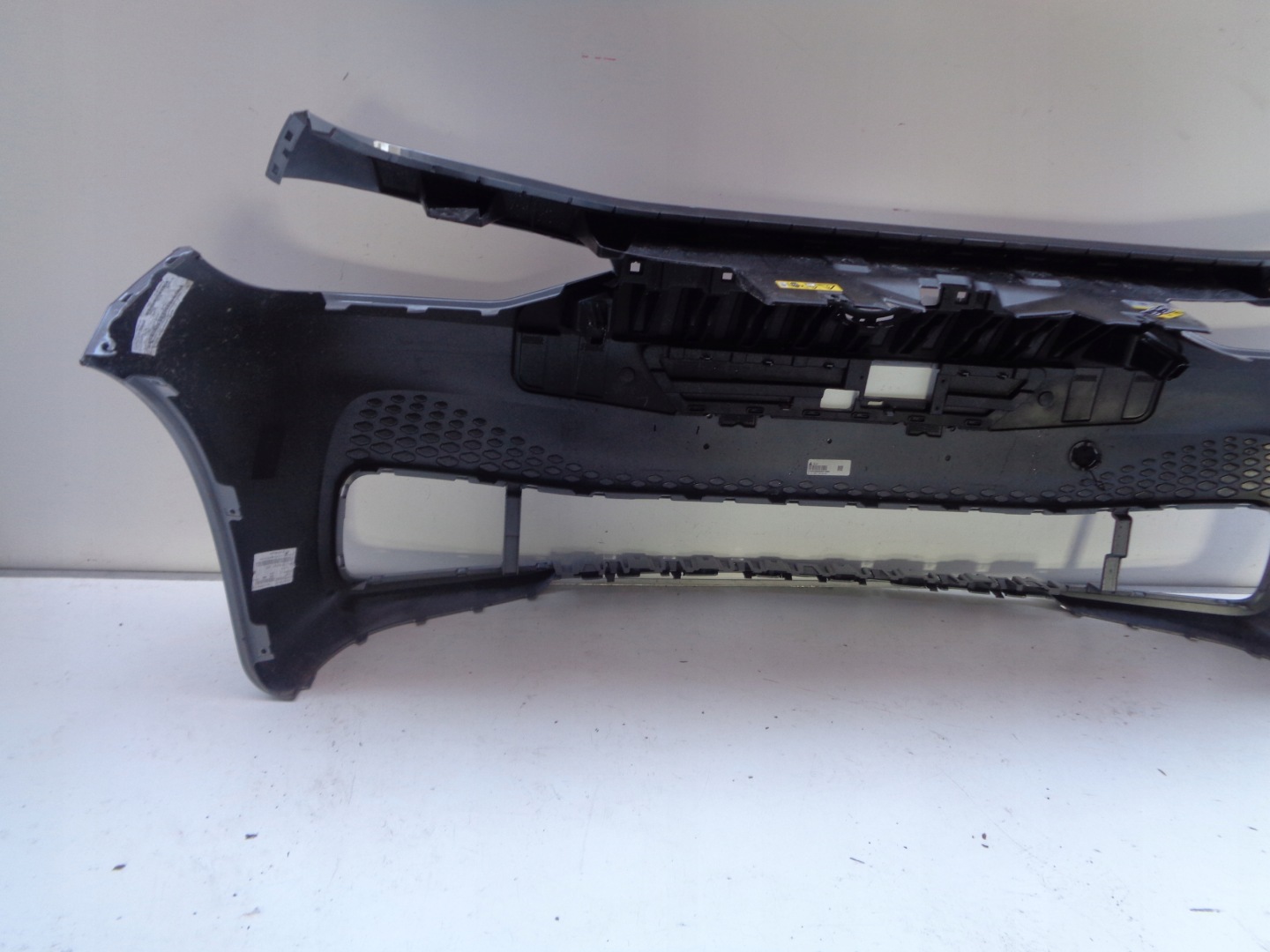 Frontstoßstange VW ID3 10A 20- NR 27524