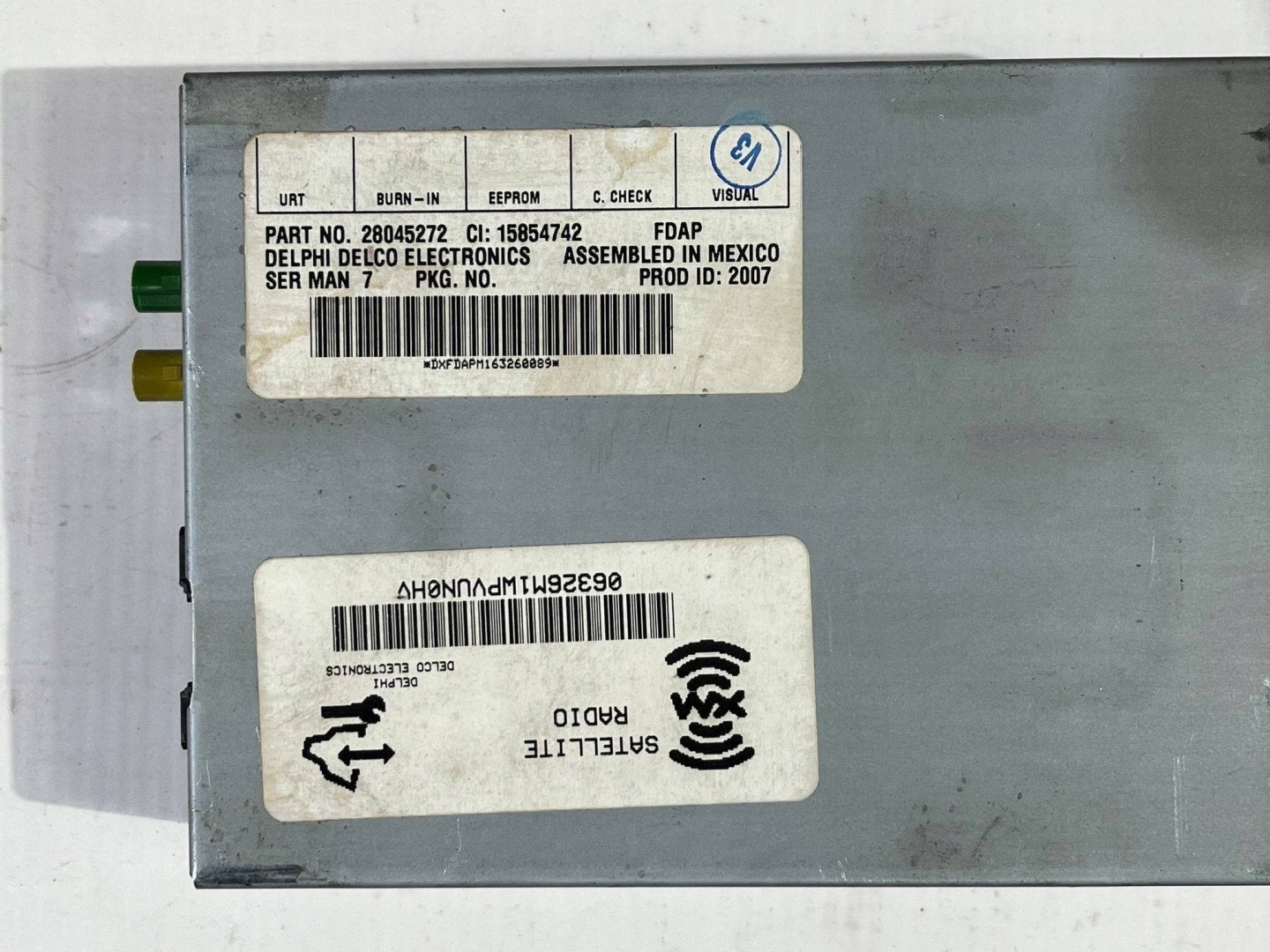 modul bedienteil radio Chevrolet Corvette C6 28045272