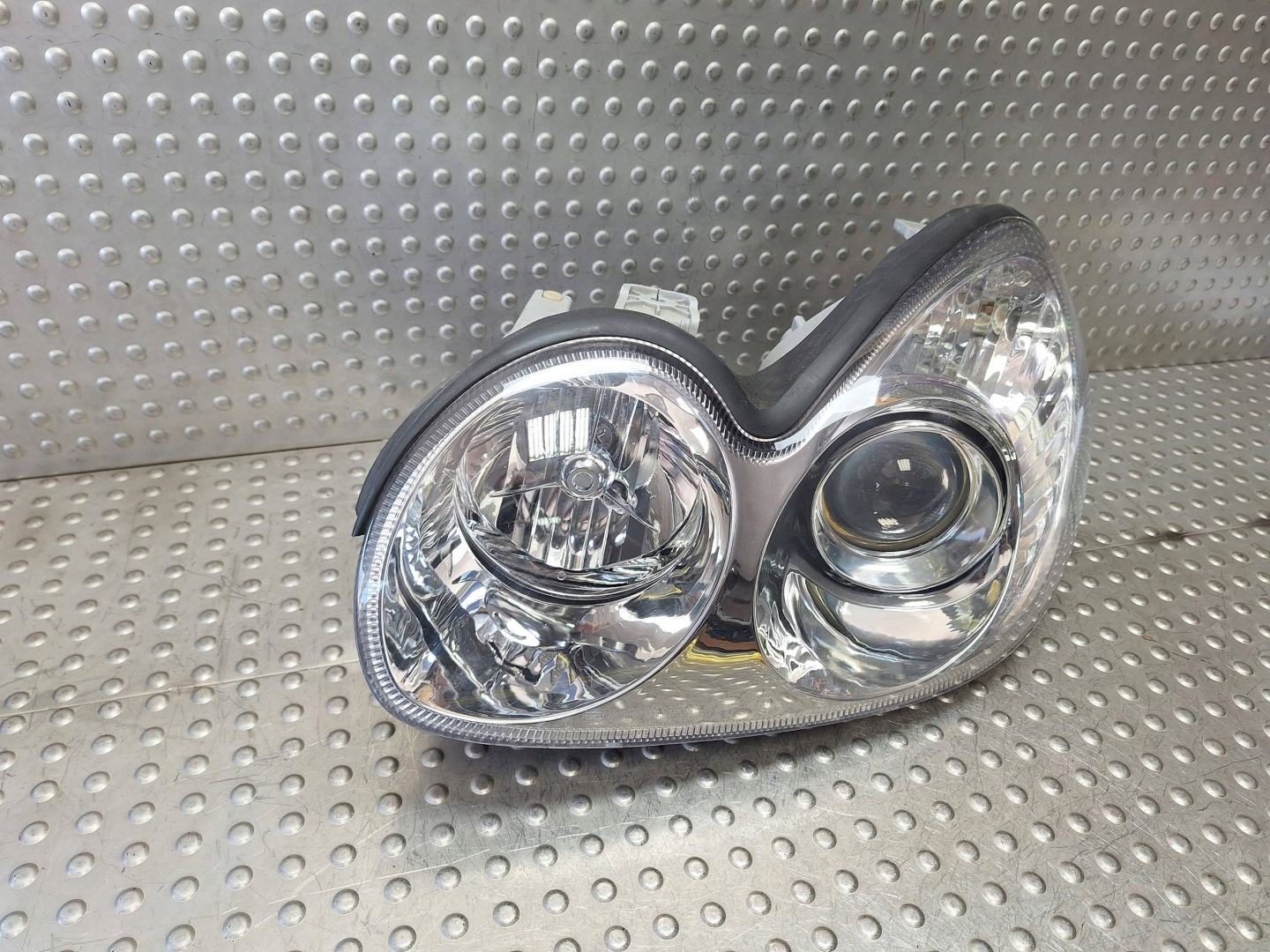 light front left HYUNDAI SONATA IV LIFT 01-04 europa