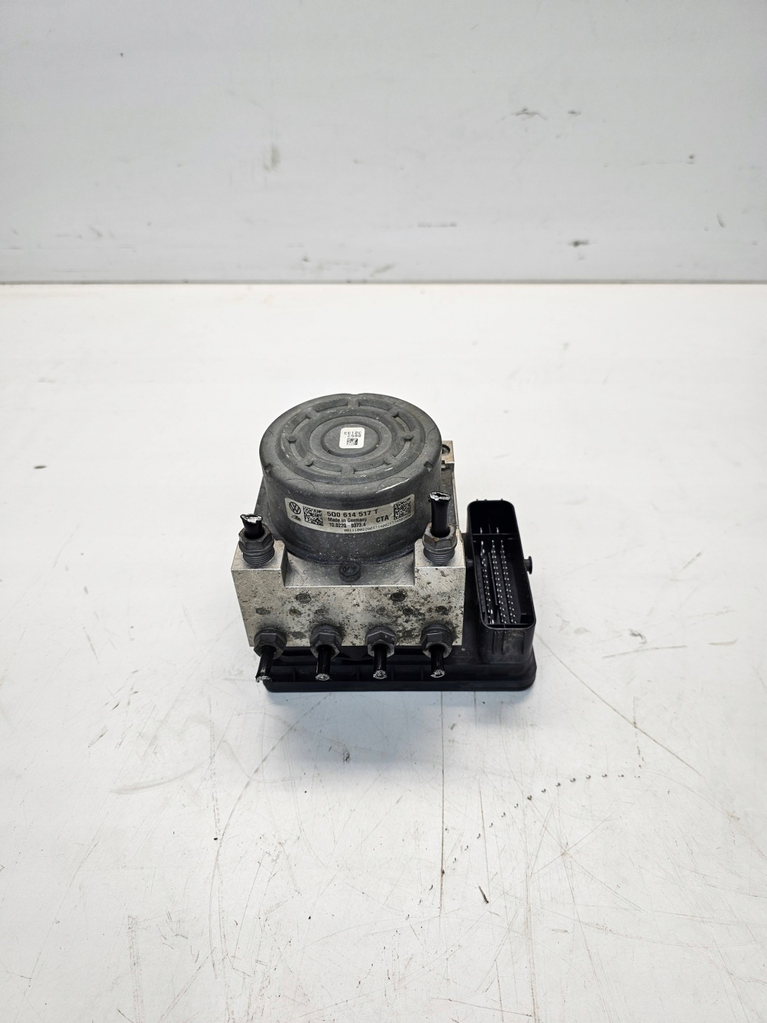 pump + control unit ABS ESP AUDI VW SEAT SKODA 5Q0907379AA 5Q0614517T