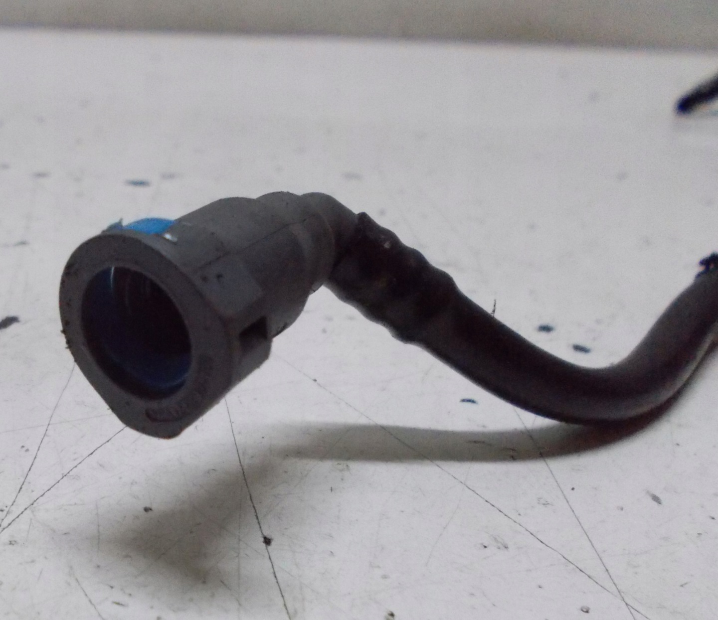 RENAULT LATITUDE 3.0 DCI 12R fuel line 164460140R