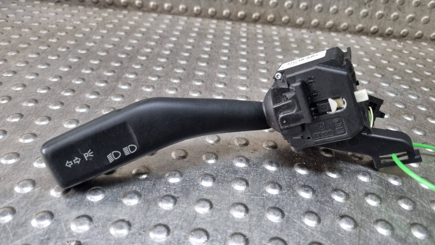 stalk switch switch of indicators 1K0953513 VW GOLF V LEON II OCTAVIA II
