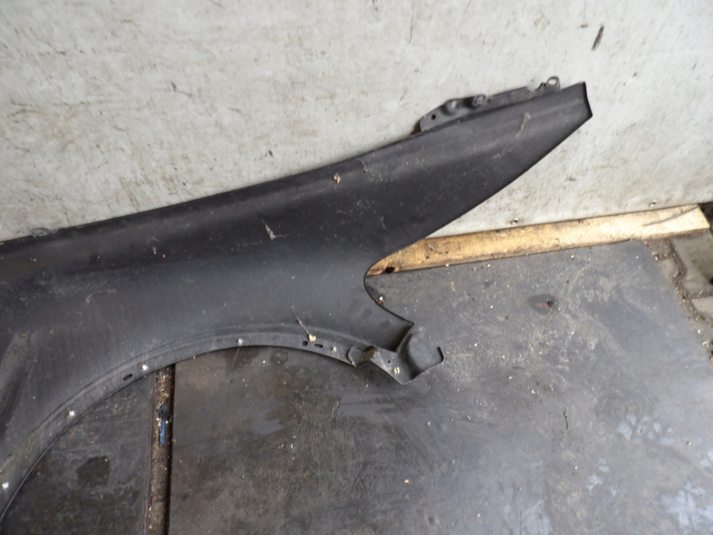 Volvo C30 fender left lak. 452-46