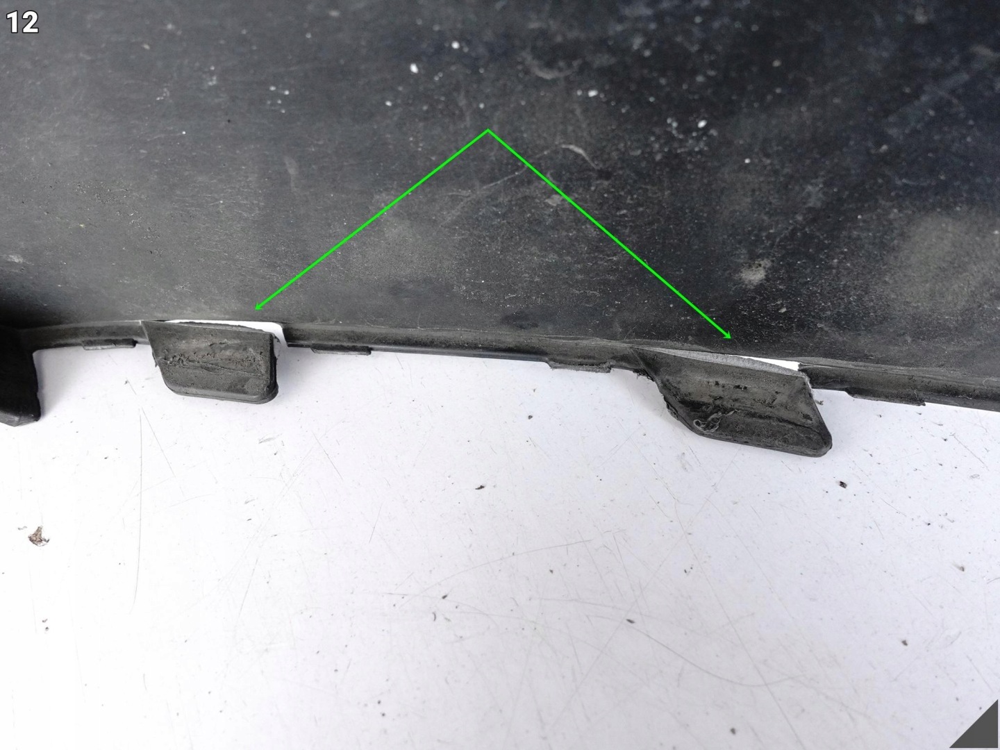 VW CRAFTER II 7C0 MAN TGE 16- cap bumper moulding grille front 7C0807819D