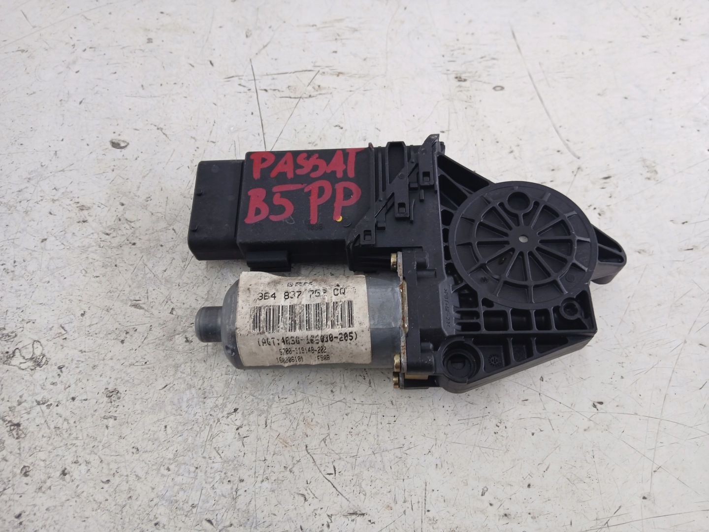 VW PASSAT B5 LIFT mini motor windows right front 3B4837752CQ