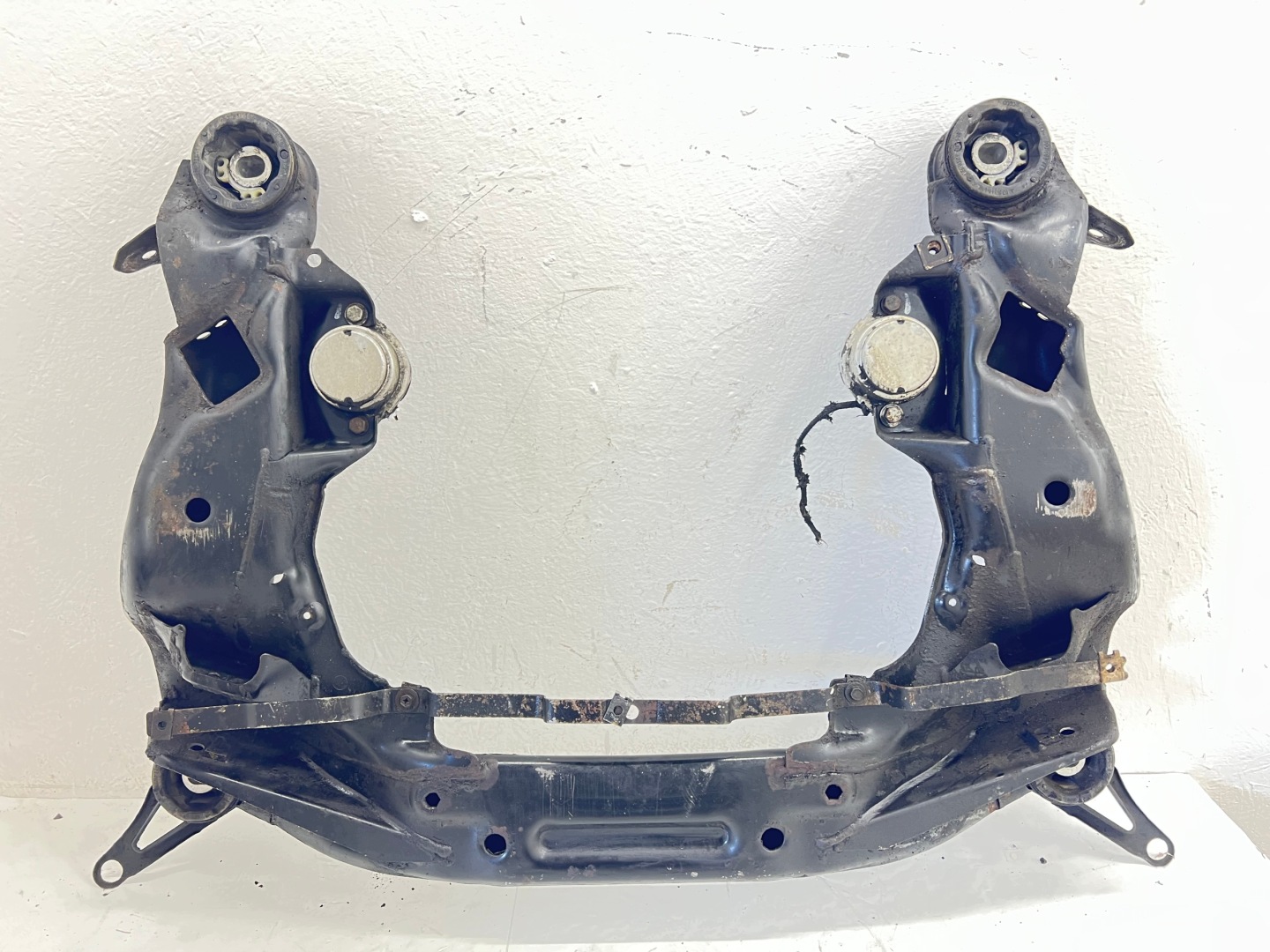 subframe axle beam front AUDI A6 C5 V6 ORYGIANL 4b0399313cj