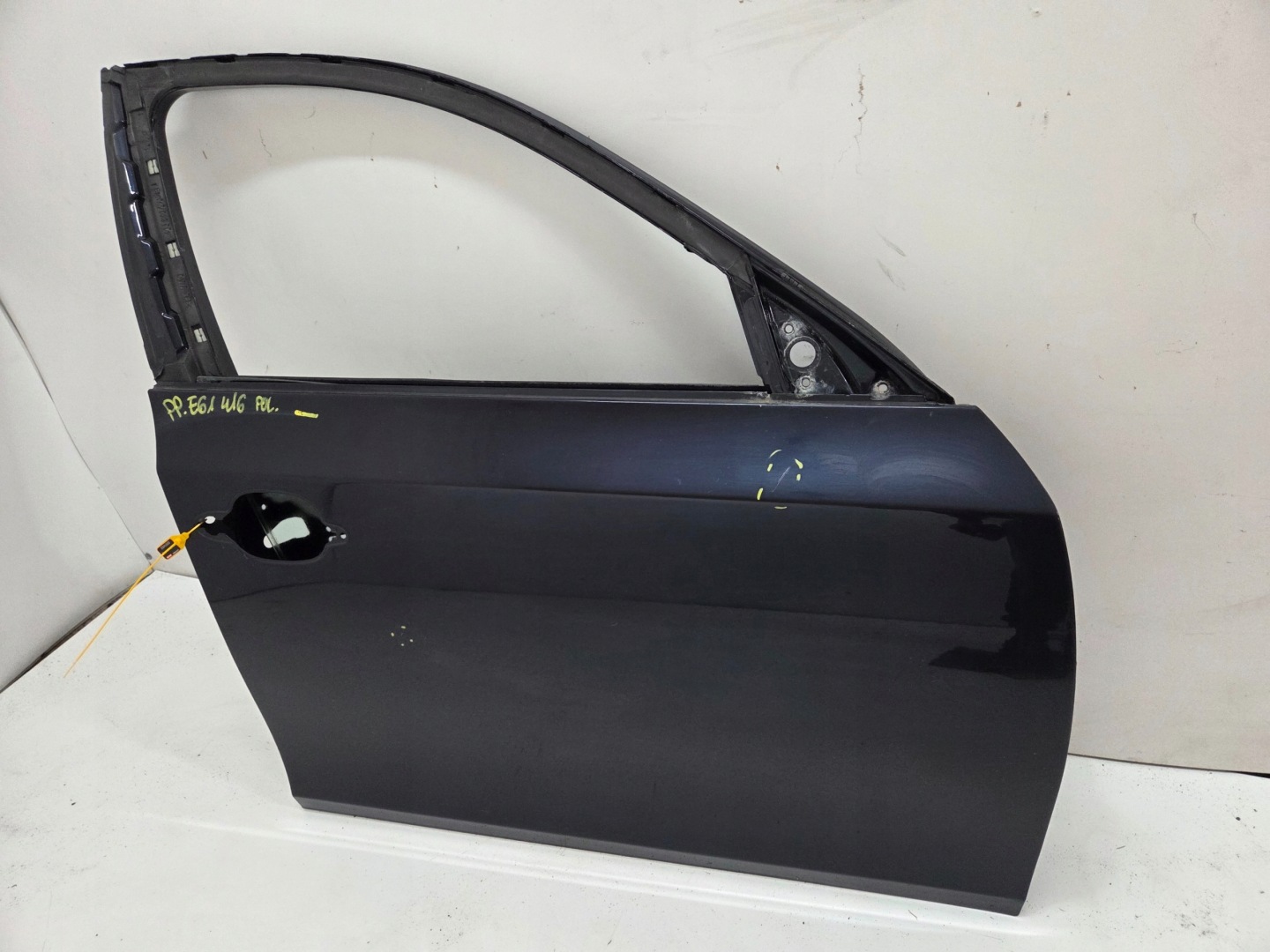 ajtó jobb első eleje BMW E60 E61 CARBONSCHWARZ