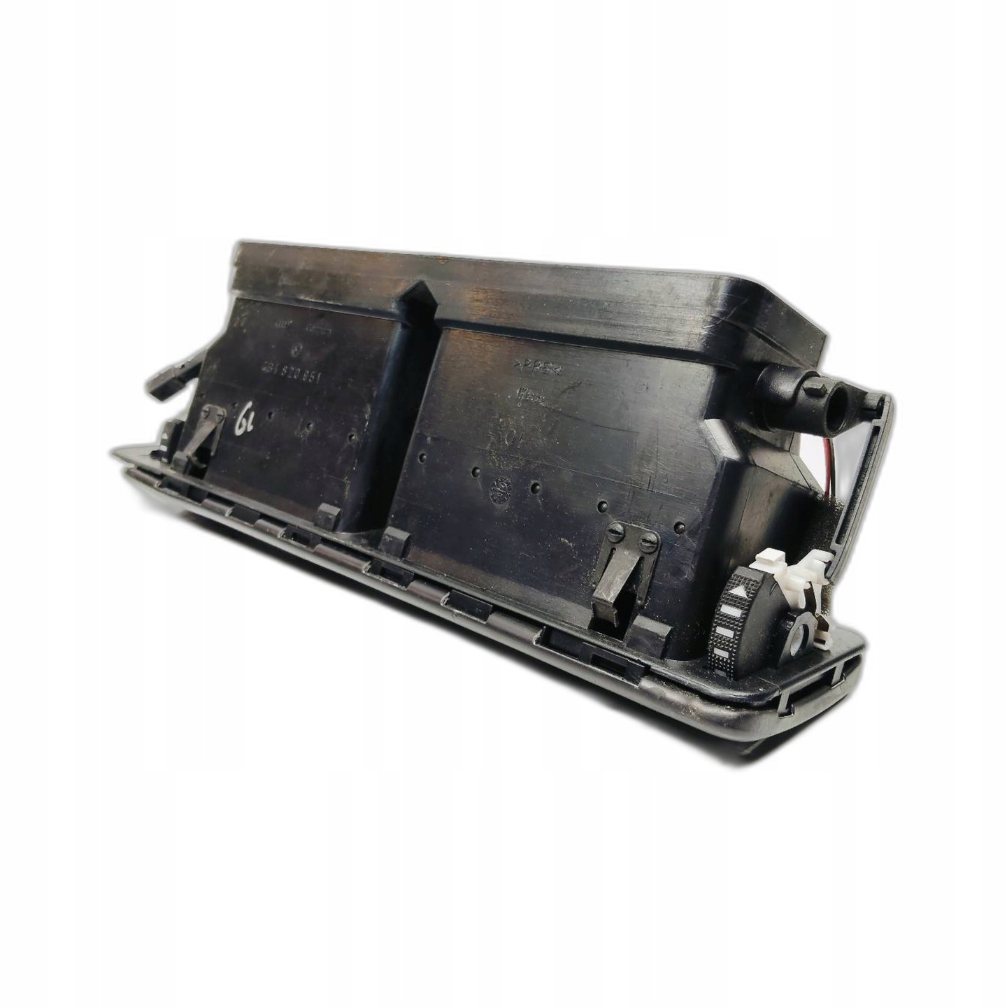mriežky ventilácie Audi A6 C5 1.9 TDI 4B1820951