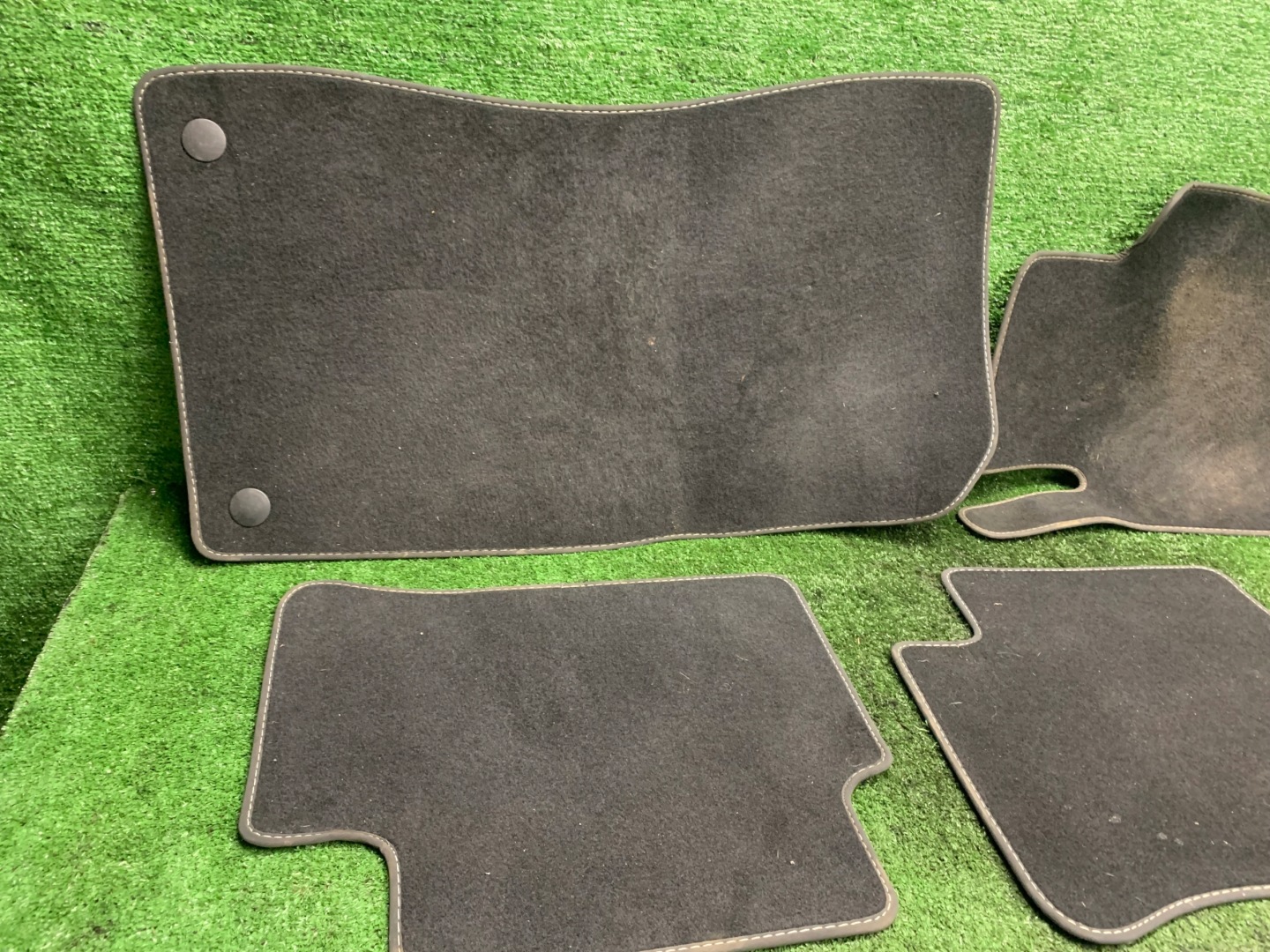 mats mat komplet Welurowe Mercedes W211 211 E KLASSA