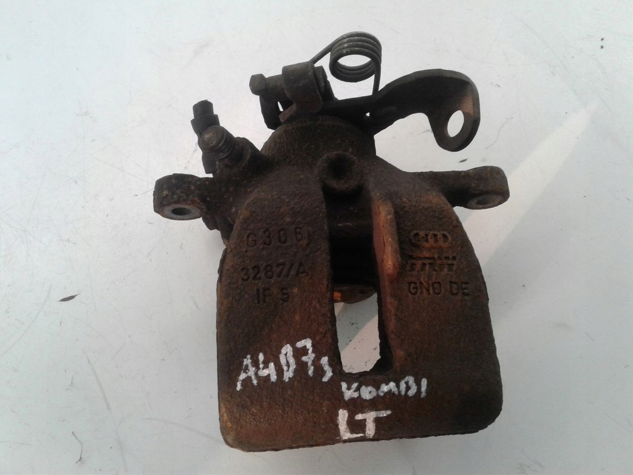 caliper rear part rear left Audi A4 B7 2,7 TDI