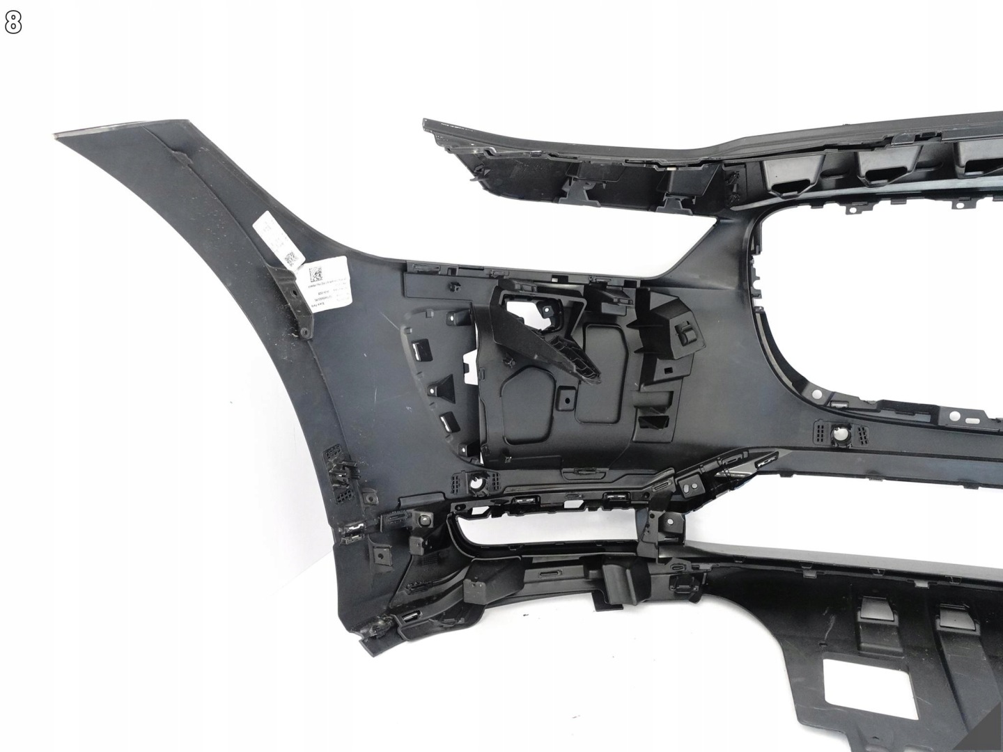 JAGUAR and-PACE X590 18-24 bumper BUMPER front (washers / 6xPDC)