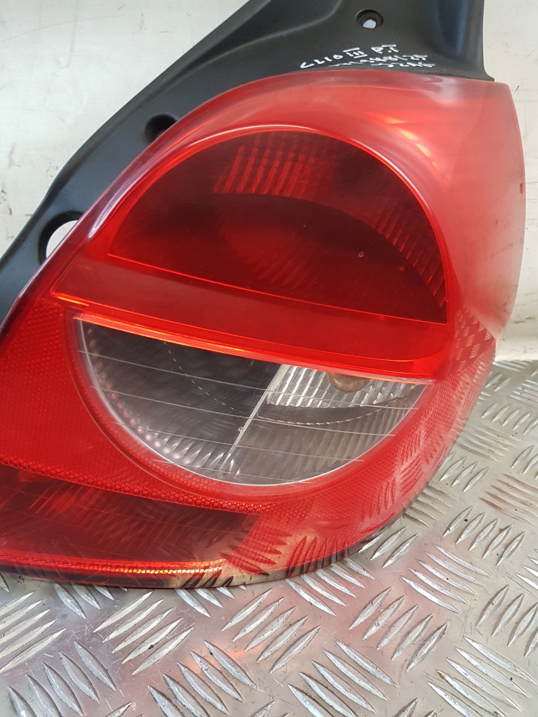 light right rear part 89035080 + insert RENAULT CLIO III EUROPA