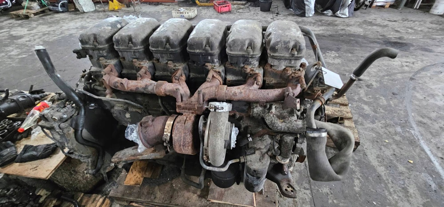 engine pillar DC12 15 E5 SCANIA R 420