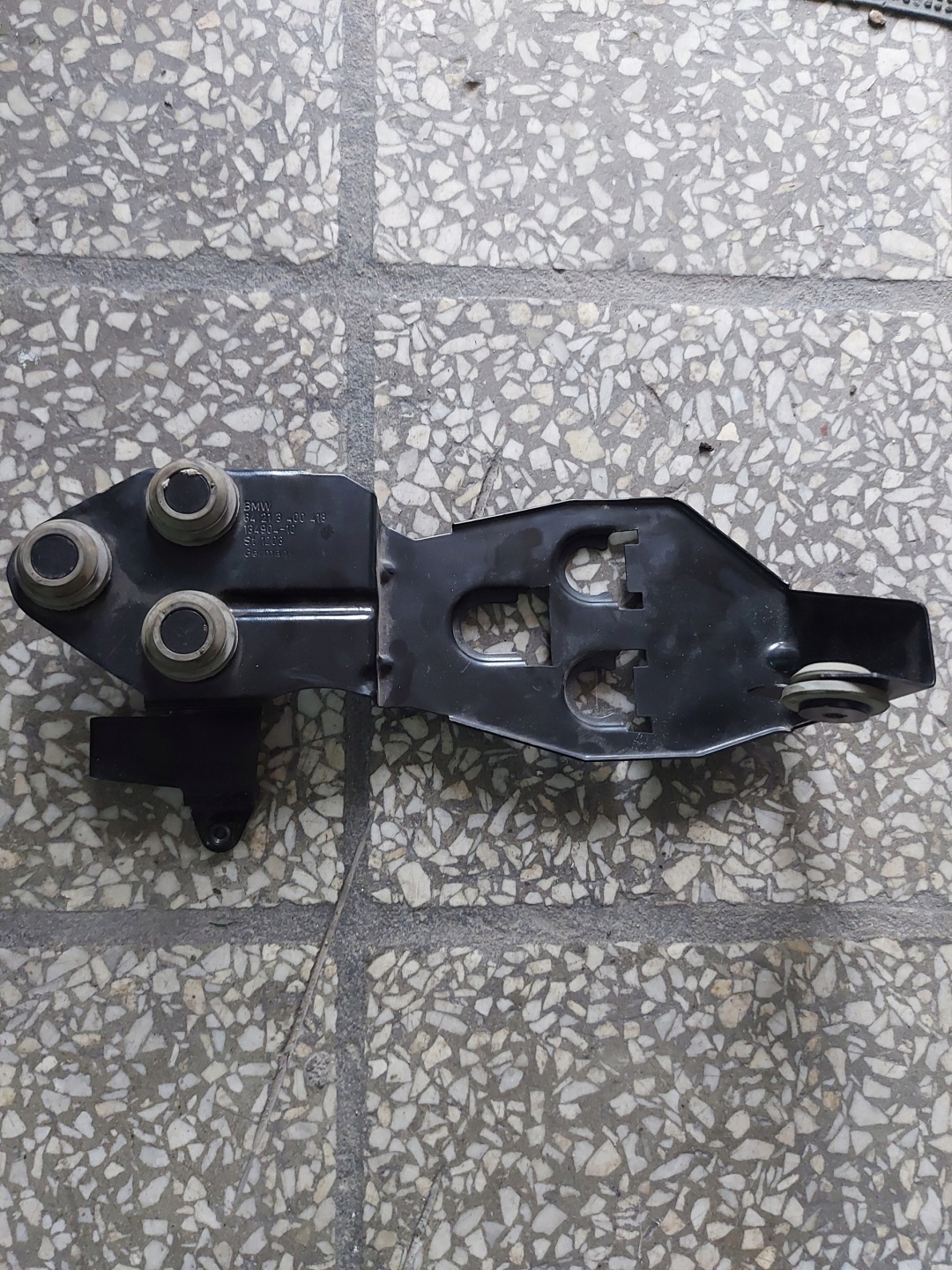 Poignée Console Support plaque PODGRZEWACZA d’eau BMW 3 E46 X3 E83 OE