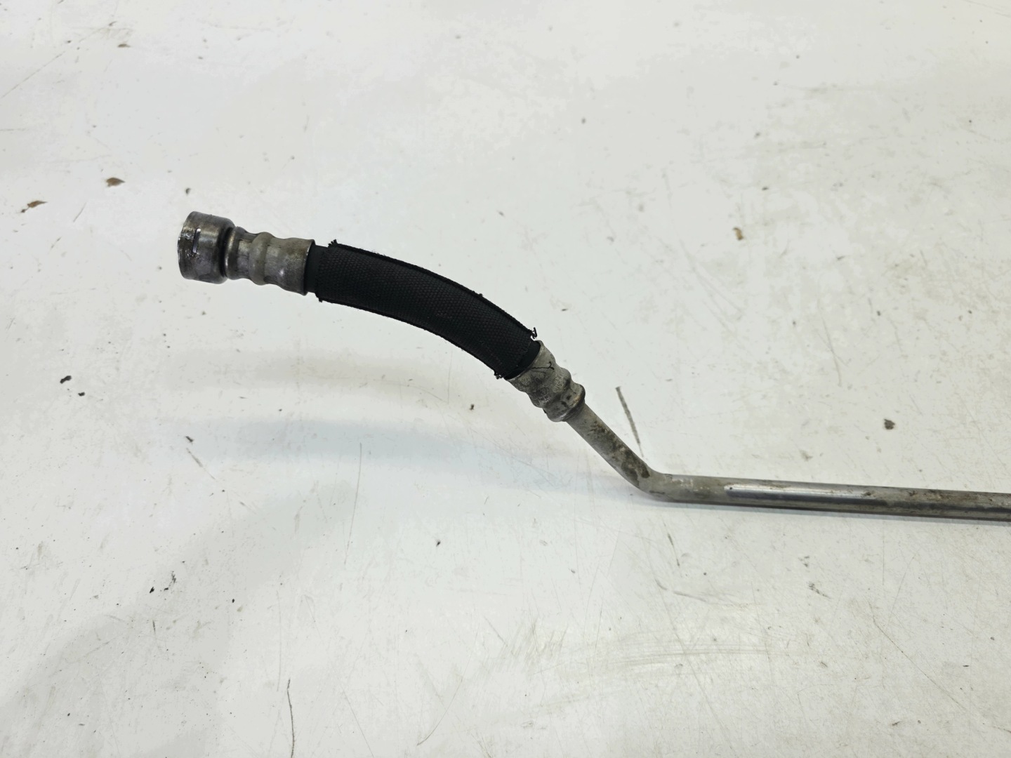 Ölleitung Getriebe getriebe AUDI A4 B8 A5 8T 8K0317818CD