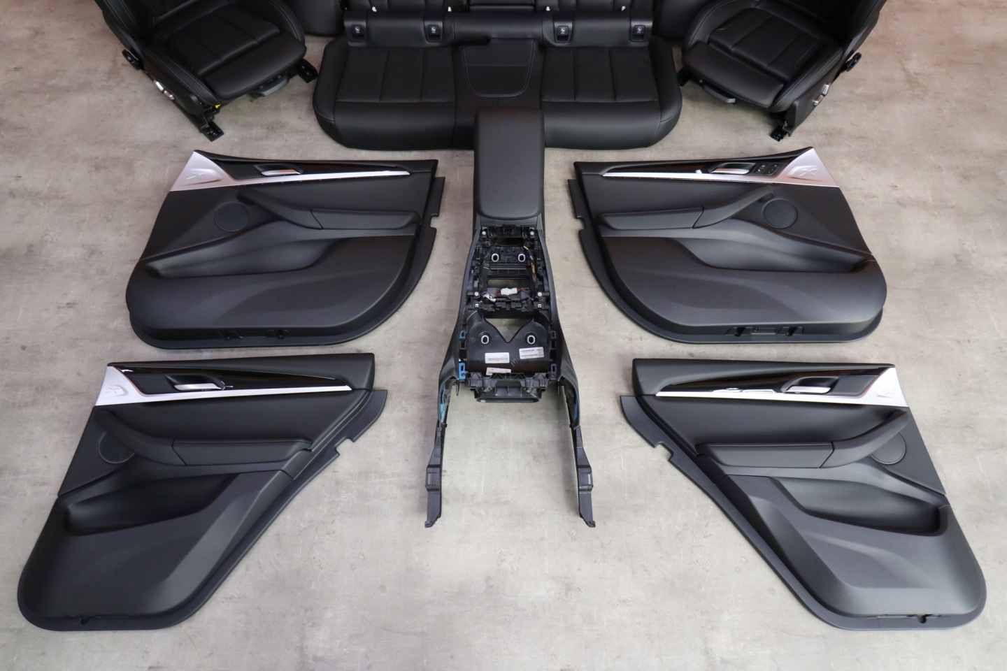 BMW X4 G02 LCI inner seats side TUNEL SPORT electrics 22 KM !