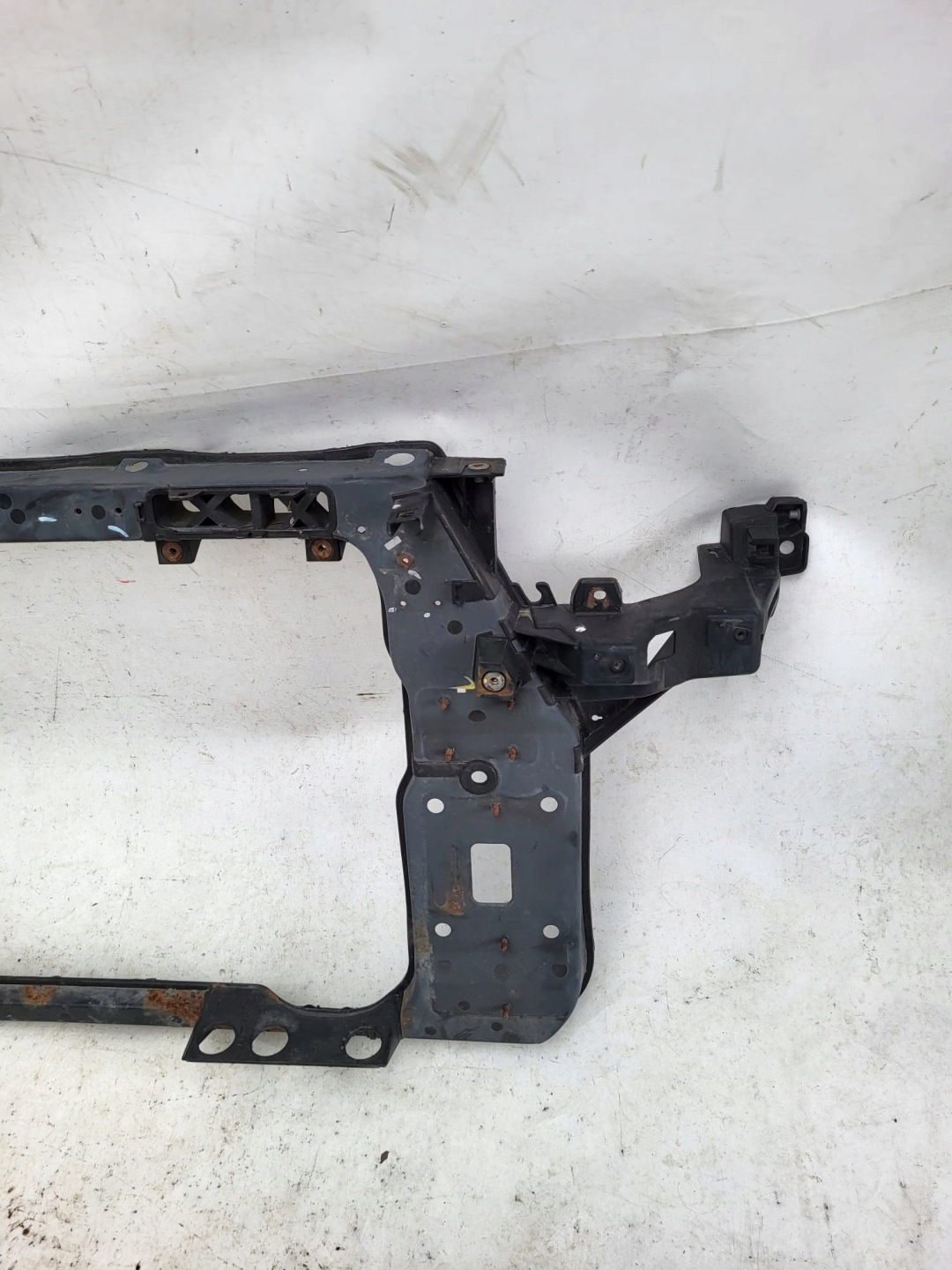HYUNDAI IX35 IX 35 09-15 support panel for radiators pillar 84111-2Y000