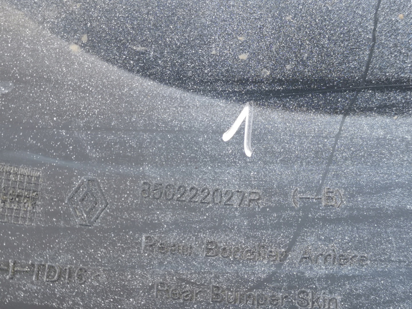 DACIA DUSTER II bumper rear part rear 850222027R pdc
