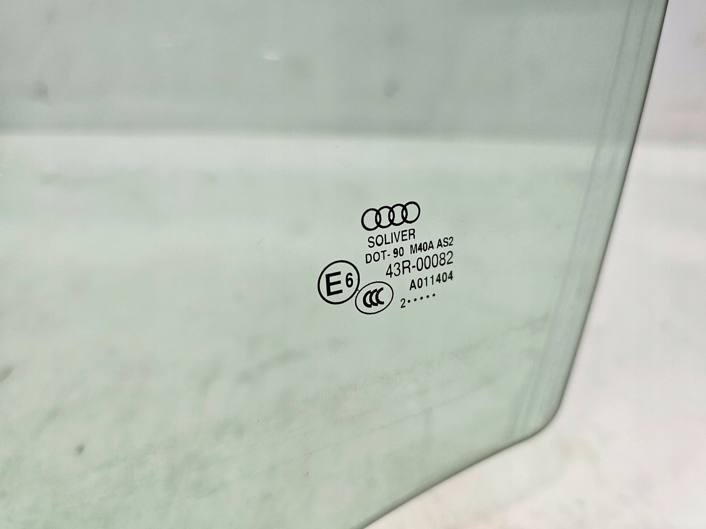 window side door left front AUDI Q3 8U 2012R