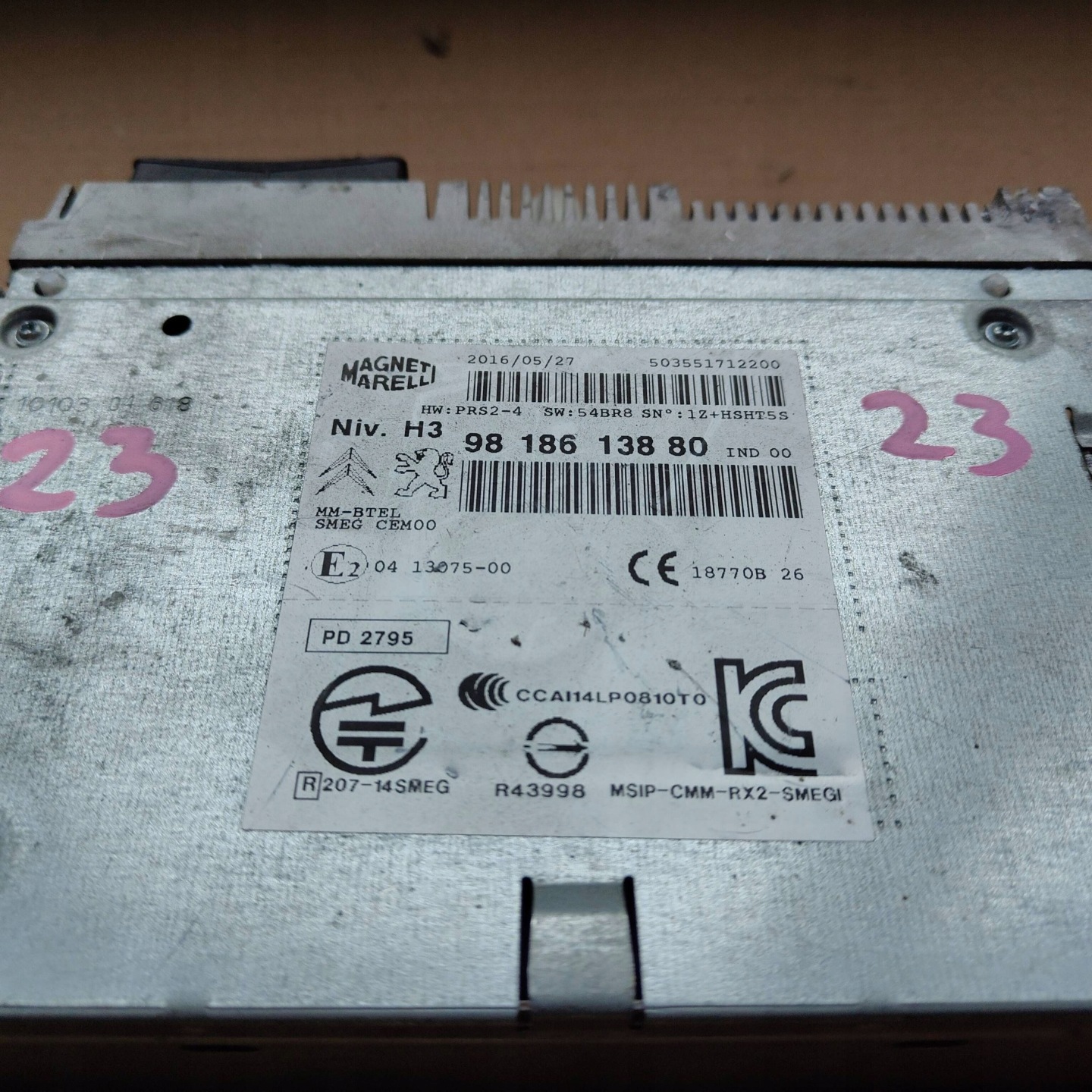 Stacja multimedialna Citroen C4 Cactus 9818613880