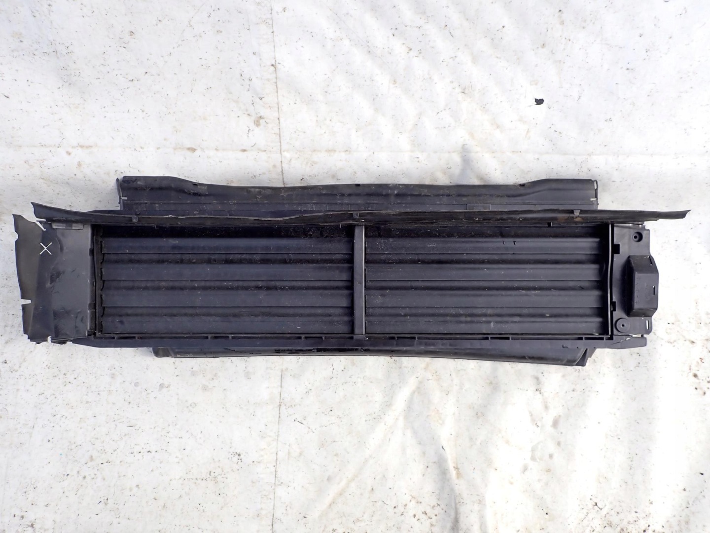 SKODA OCTAVIA IV 4 19-> blinds intake air