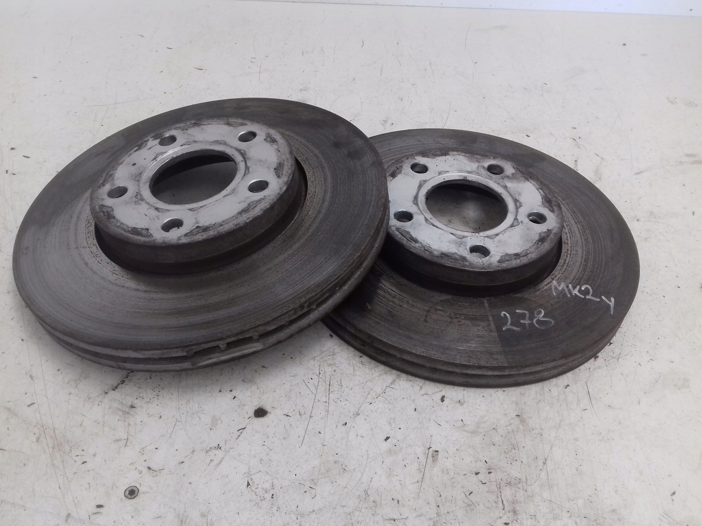 kotuče plotýnky předek kpl Ford Focus MK2