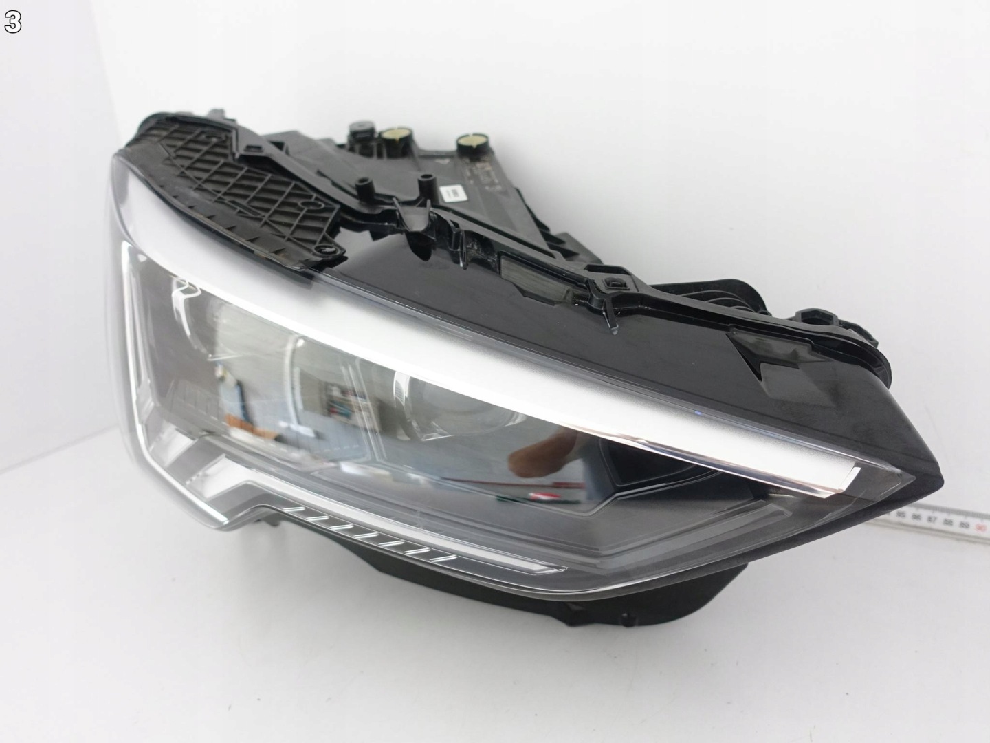 AUDI RSQ3 Q3 RS II F3 83A 19- MATRIX FULL LED light right front CIEMNA 036C