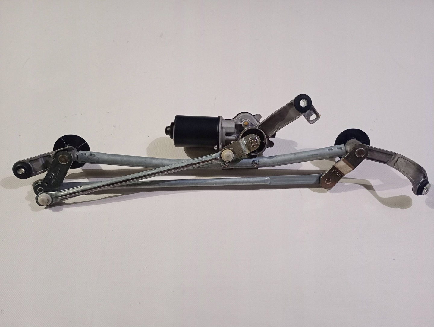 wiper mechanism mini motor front complete Nissan 370Z Cabrio 2009