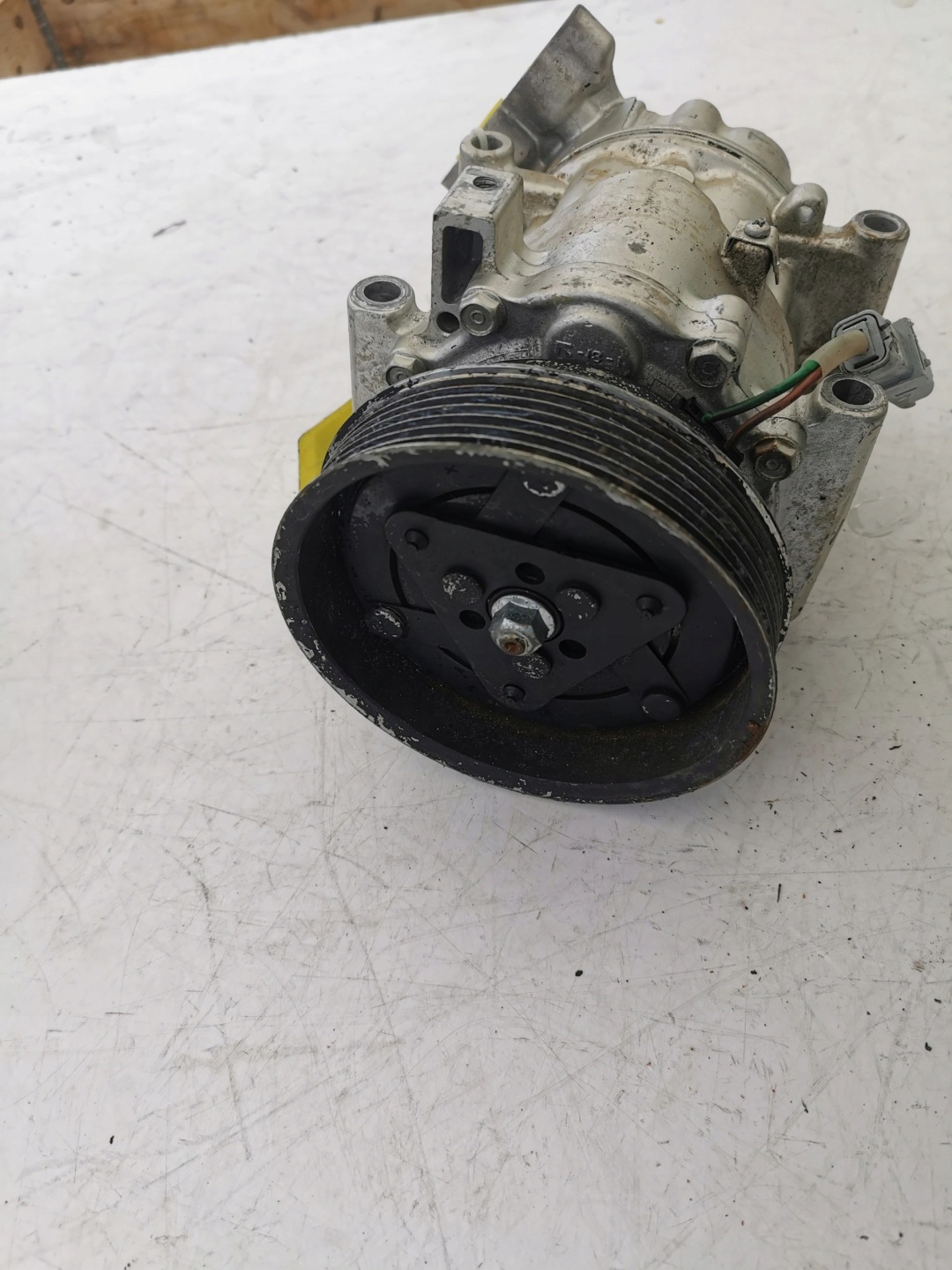 RENAULT TWINGO 1.2B 7711368902 D4F772 kompressor KL