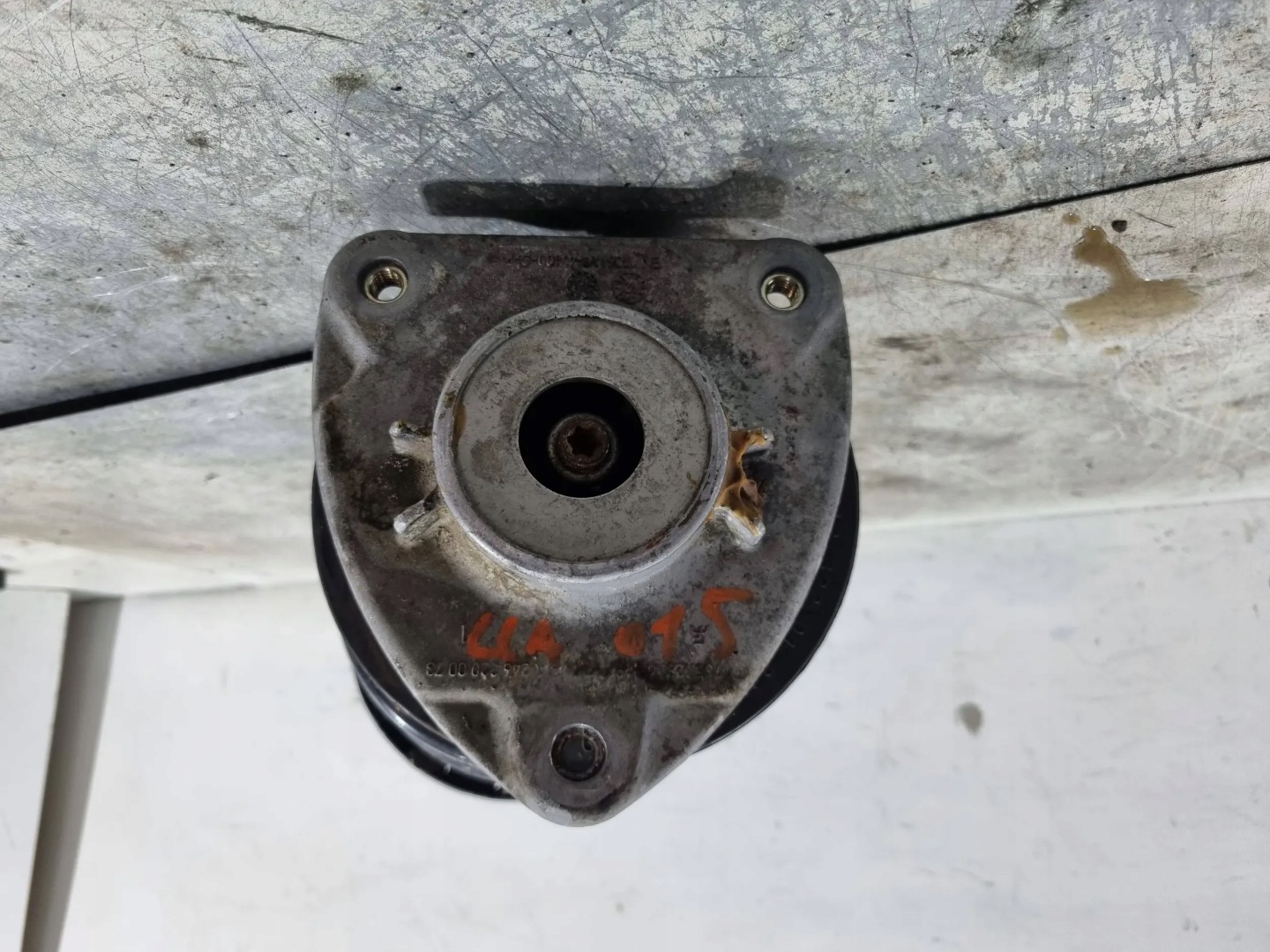 shock absorber left front A2463206713 MB CLA W117 A-class W176 B-class W246