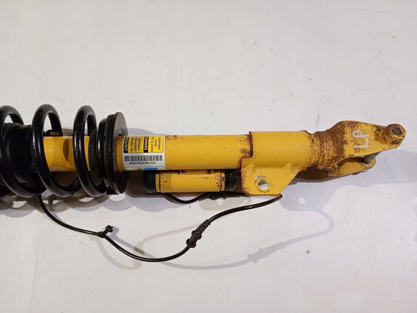 shock absorber front front left Dodge Charger Challenger 6.4 SRT