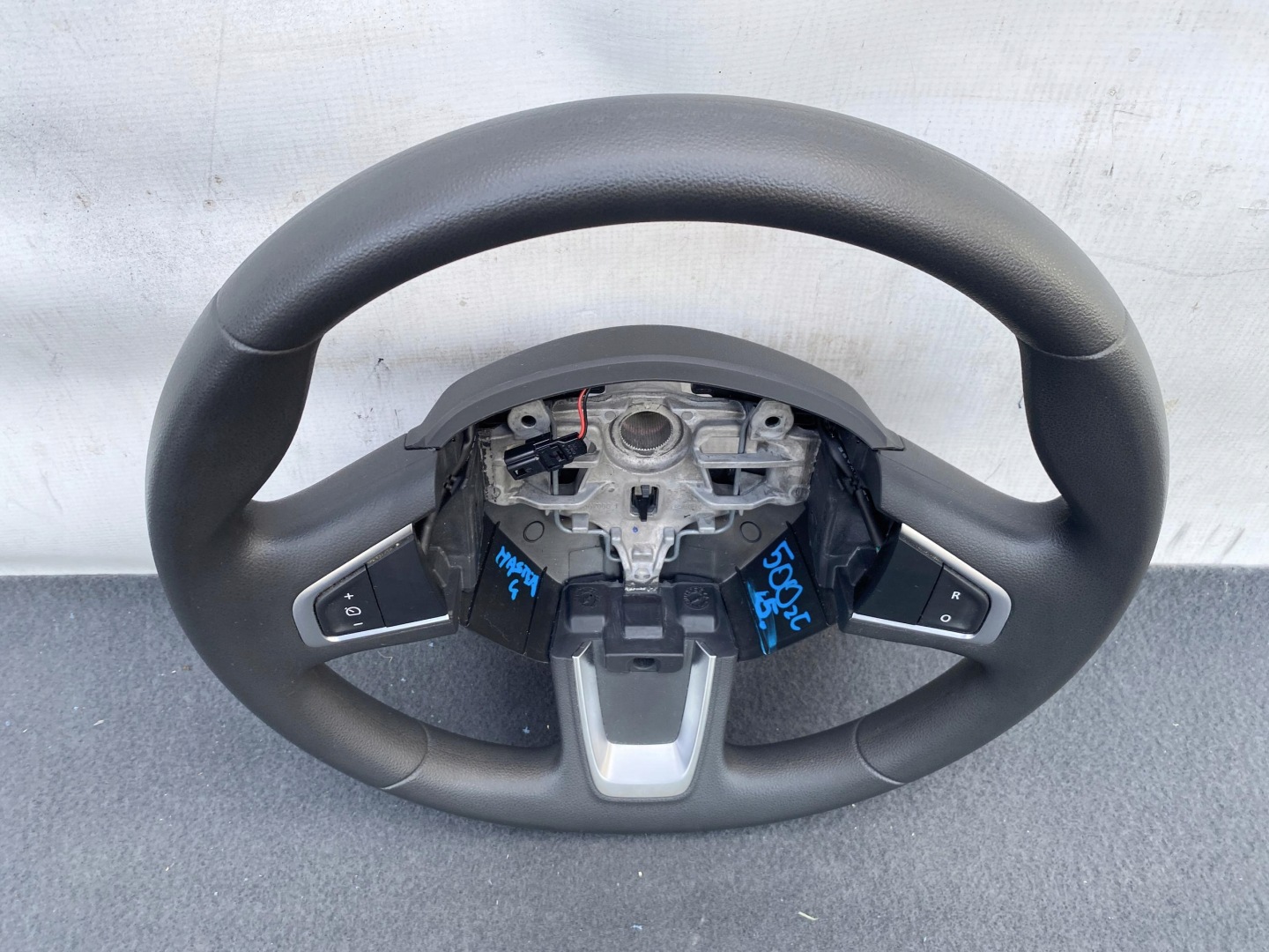 MASTER 4 MOVANO B NV400 19- steering wheel, originál TEMPOMAT 484005122R nice