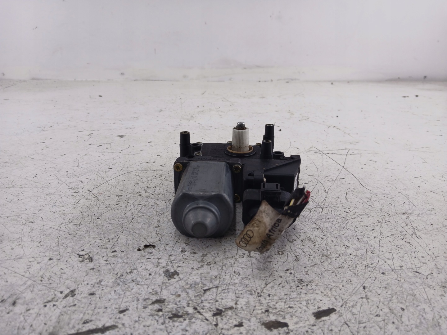 AUDI A4 B5 mini motor windows right front 114184-101