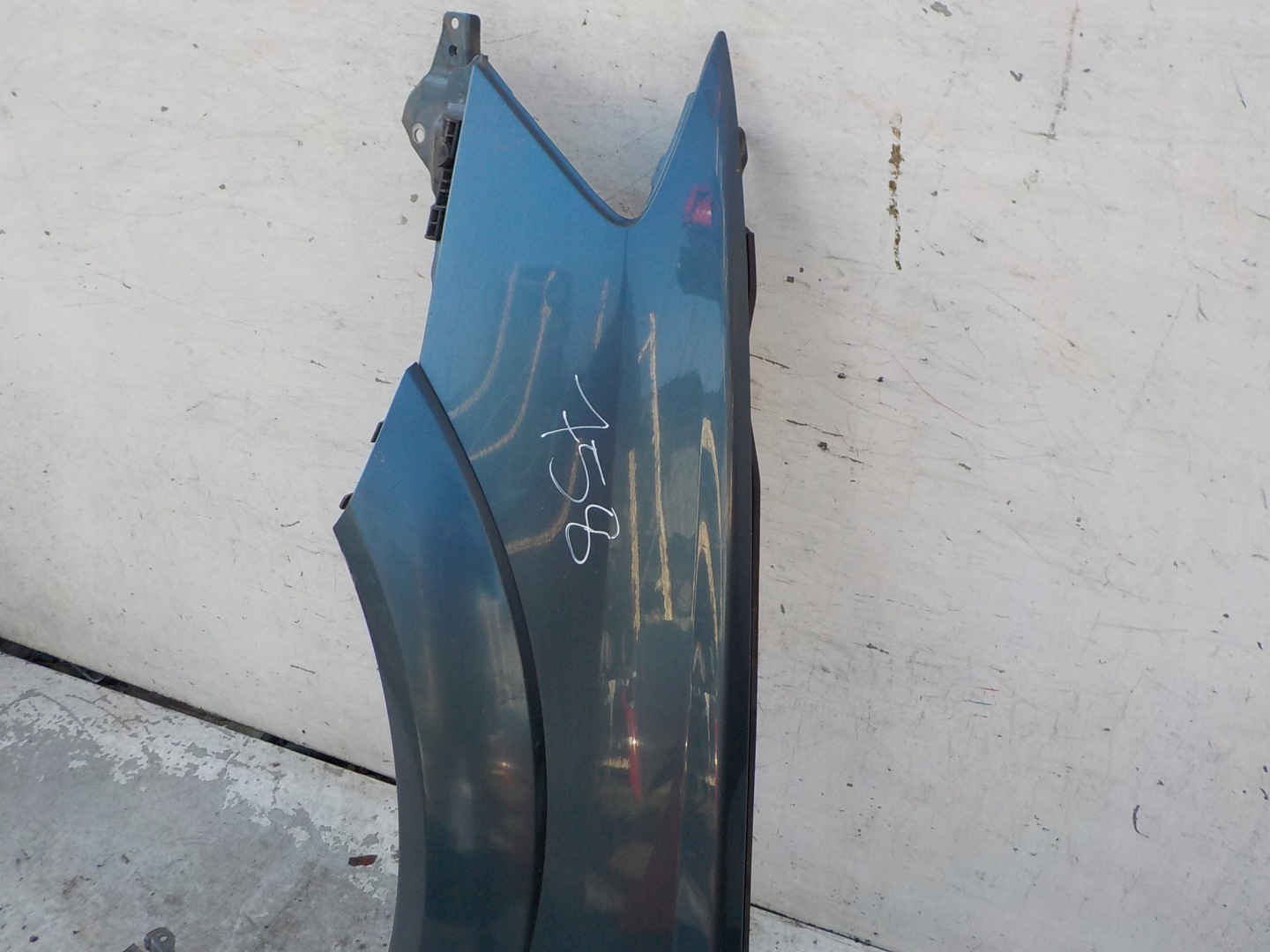 578 SUBARU OUTBACK III fender left front front