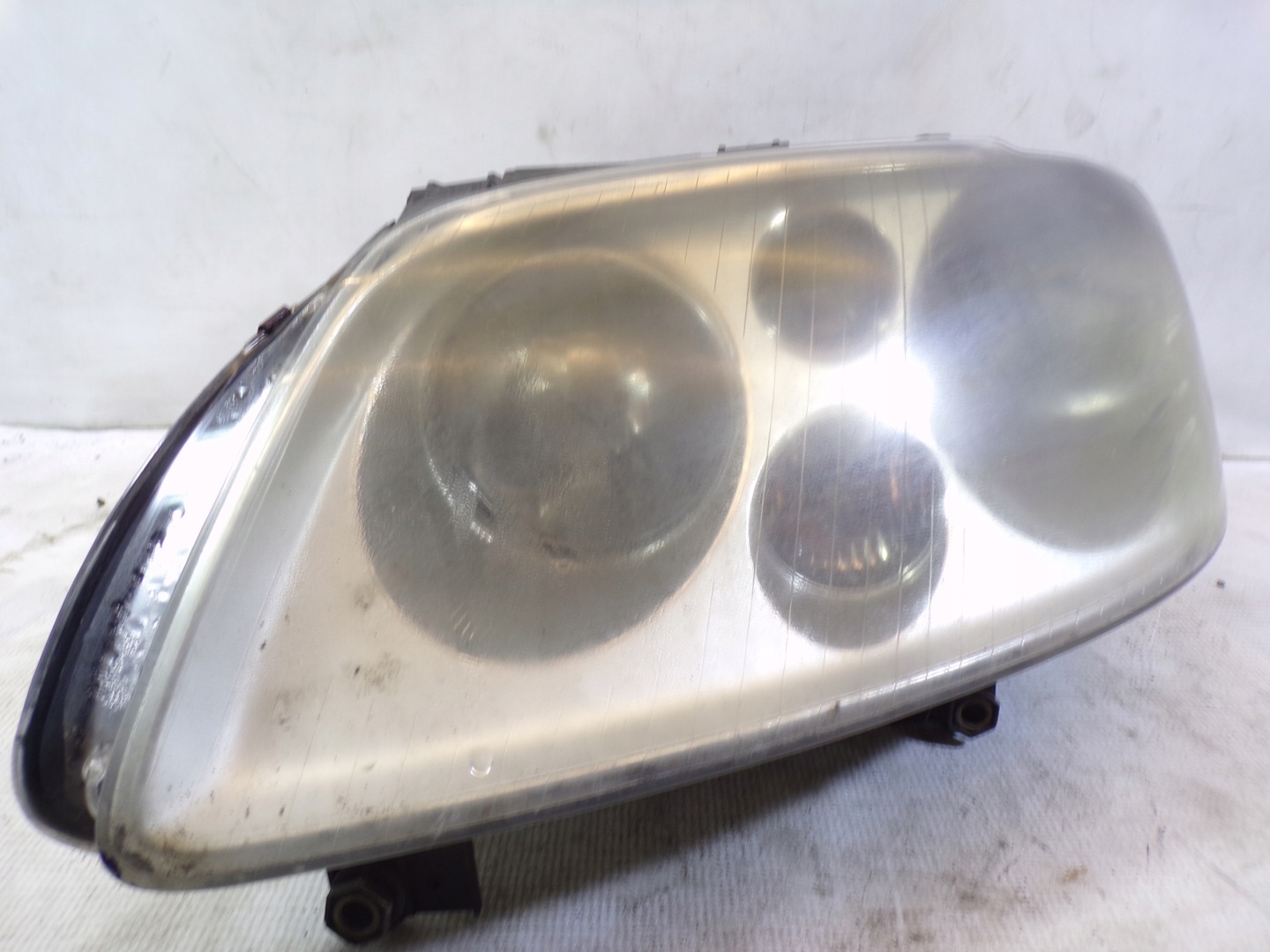 light front front left VOLKSWAGEN TOURAN 1 and (4) (K)