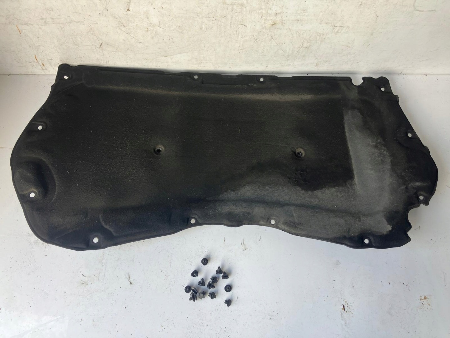 Insonorisation du capot PEUGEOT 508 et PRZEDLIFT