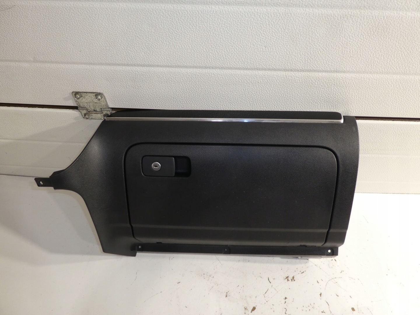 VW GOLF VI passenger compartment 1K1857290E moulding DEKOR GTI GTD