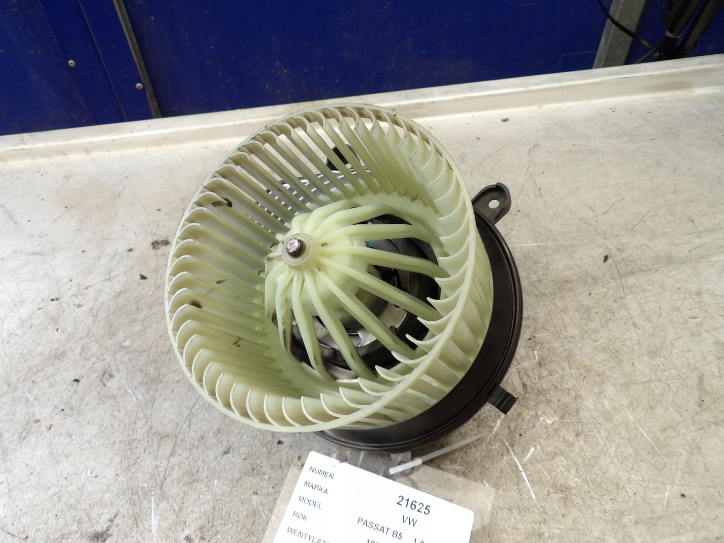 Volkswagen Passat B5 ventilátor topení 1,6B TG26