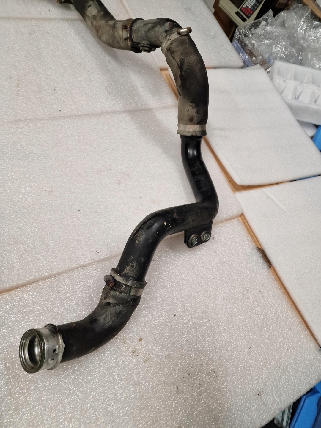 Schlauch luft Intercooler MITSUBISHI LANCER VIII 2.0 DiD 2007- 2015