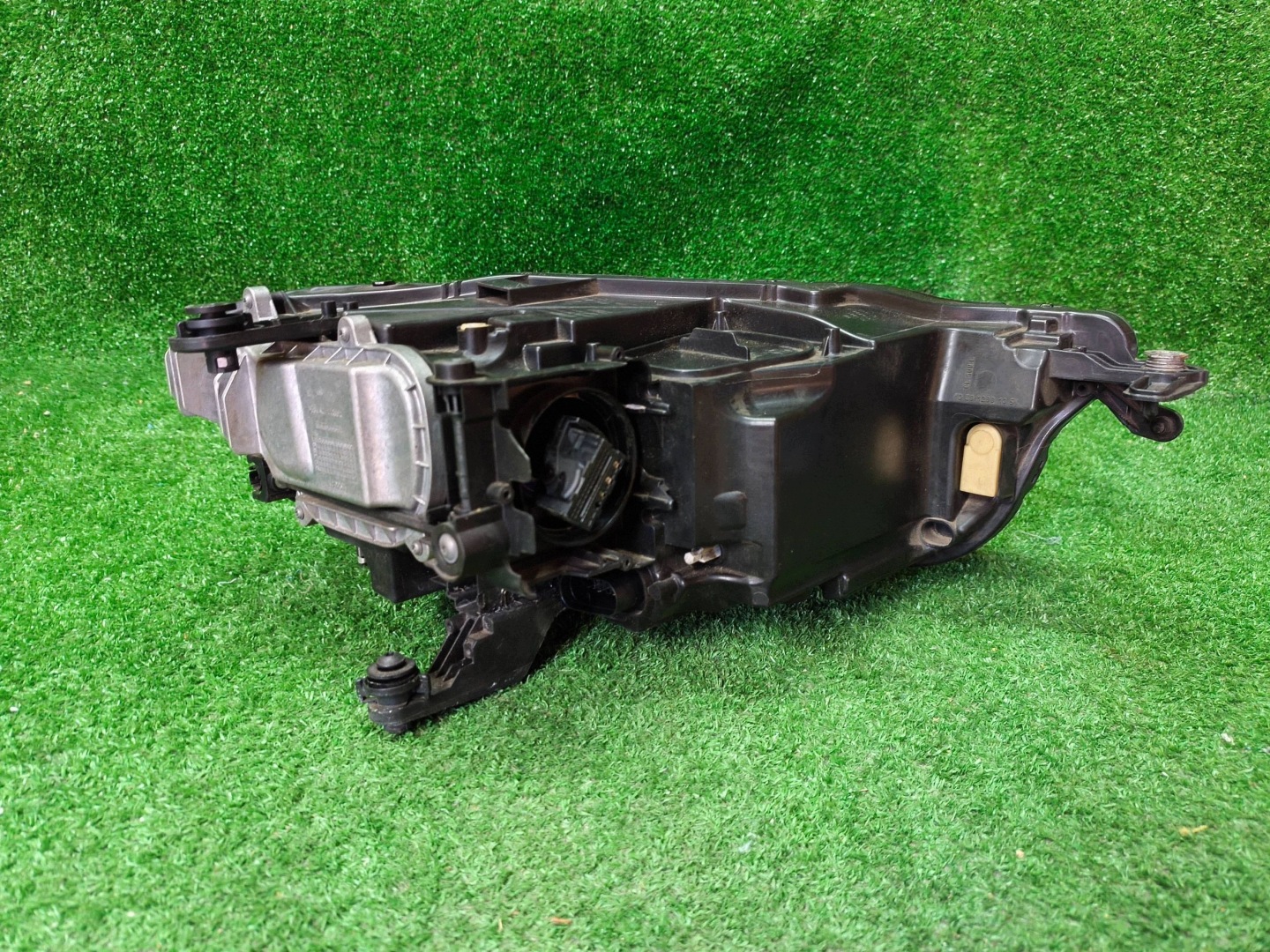 REFLEKTOR left front VW T-ROC 22- LIFT IQ LIGHT FULL LED NR.1637