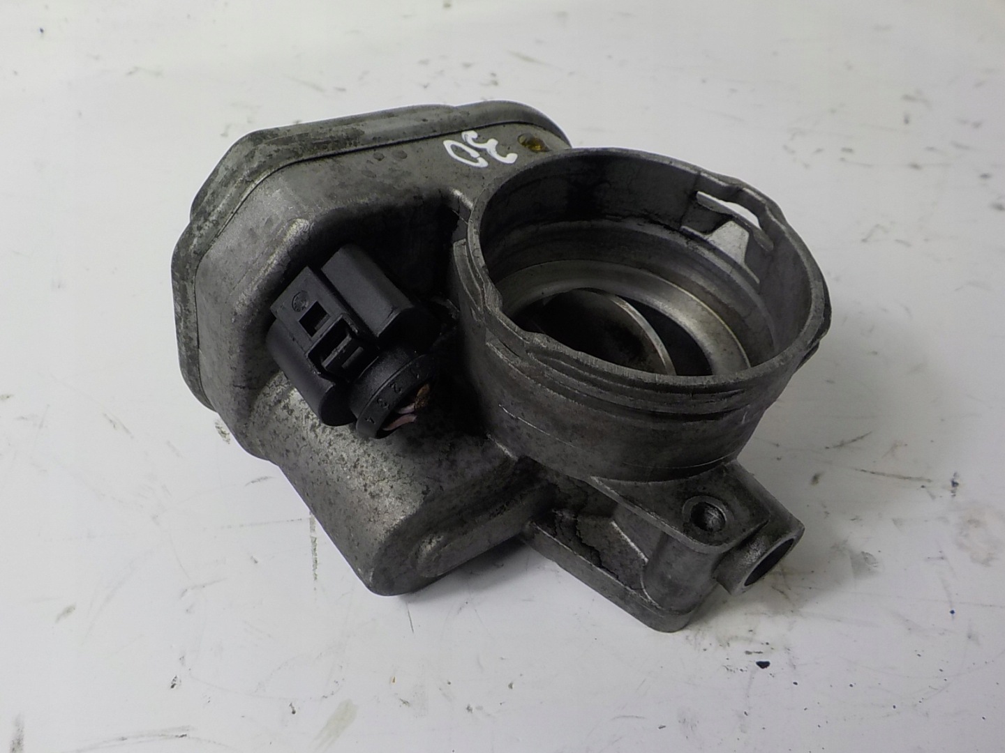 VOLKSWAGEN PASSAT B6 throttle flap
