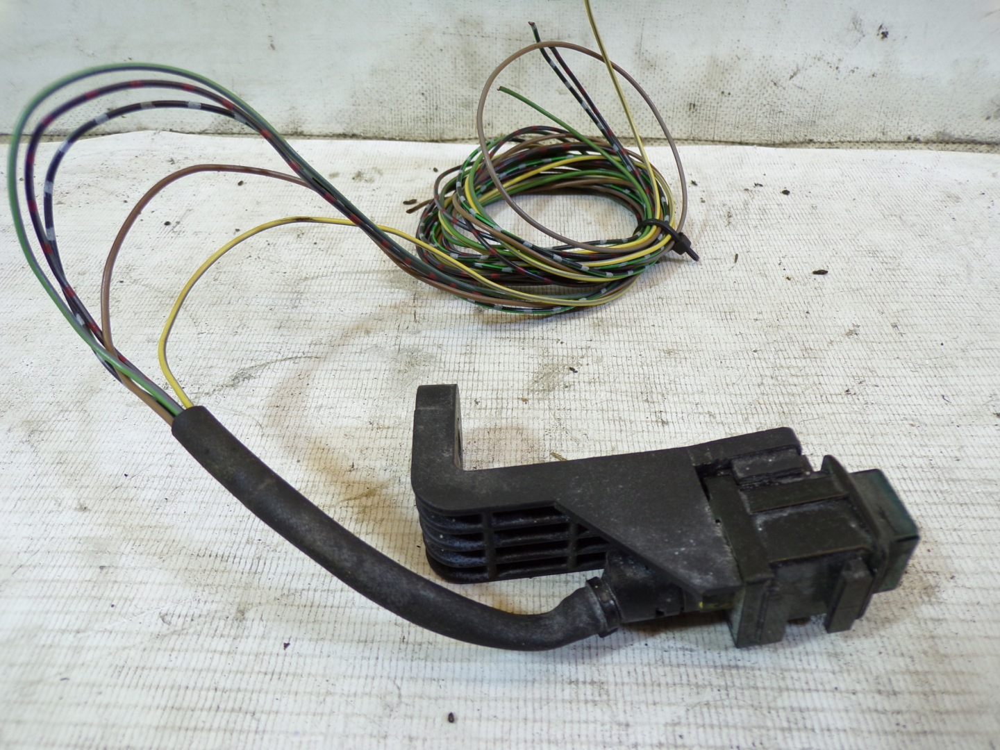 sensor SENSOR IRDA bonnet boot MERCEDES W124 E-KLASA 1247500014