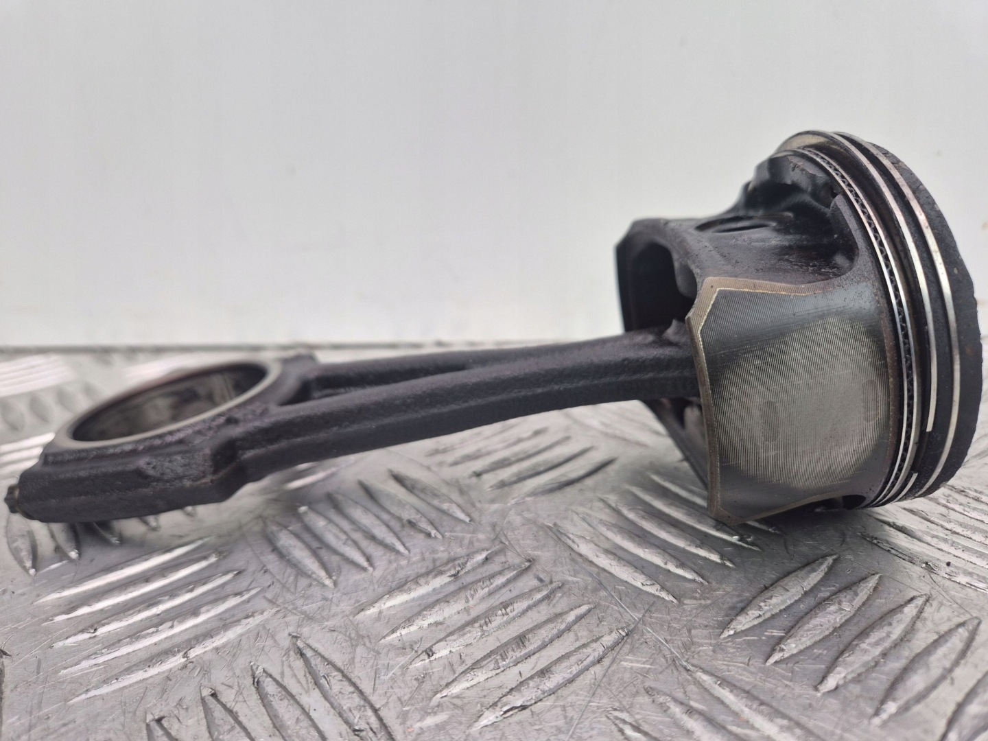 piston connecting rod OPEL CORSA D 73L32A2 Z12XER 1.2