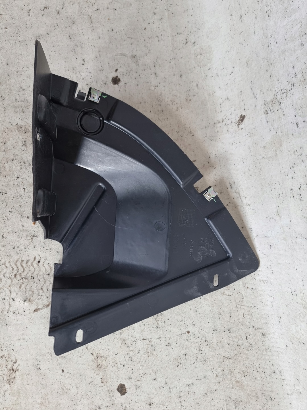 IVECO DAILY IV V 06-14 motor cover right front 3802210