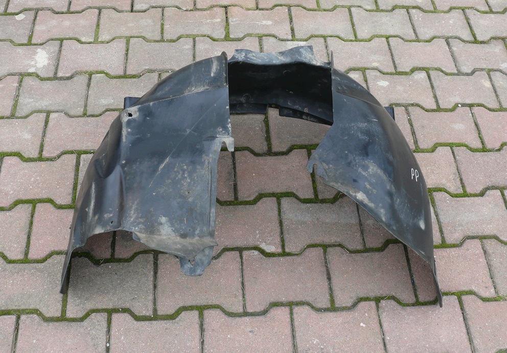 mudguard right front VOLVO XC90 XC-90 and 1 02-06r. 8620531