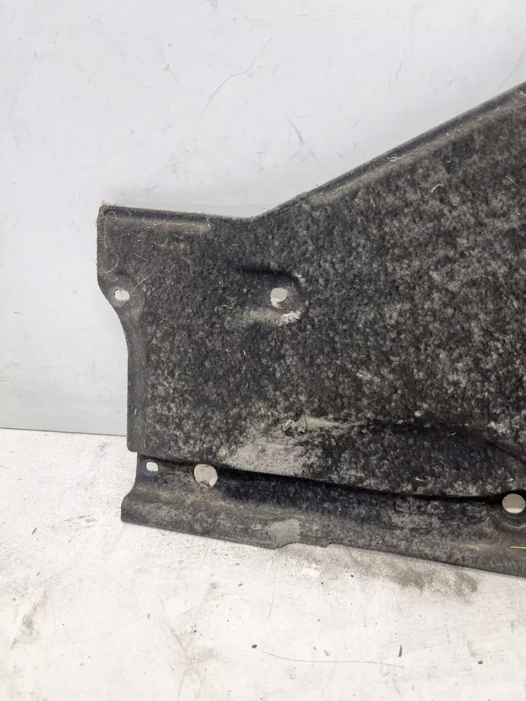 cover chassis left rear part AUDI A6 C8 4K0825215H 108/26