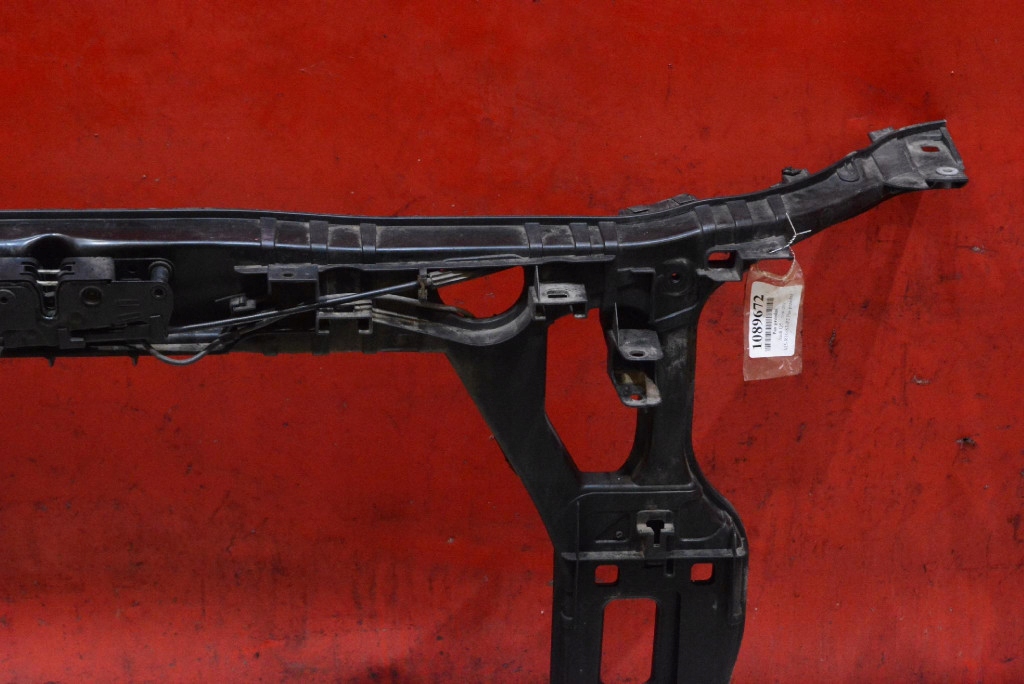 support panel for radiators pillar bonnet latch lock AUDI Q5 8R 2.0 TFSI 211 KM 08-12