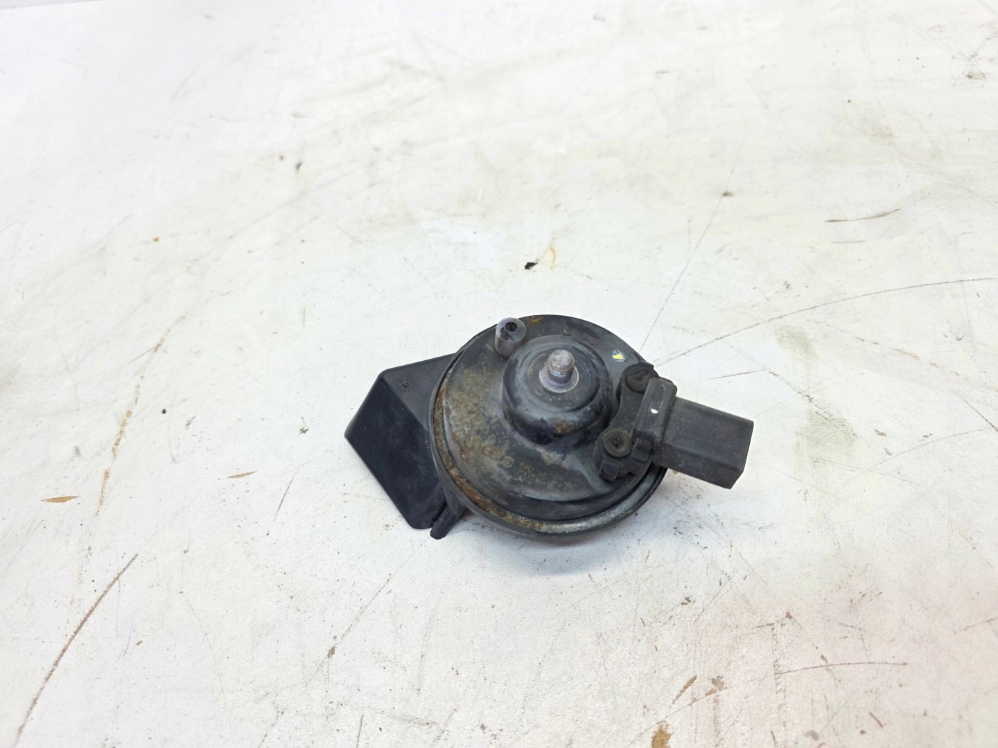 KLAKSON SYGNAL LOW AUDI A4 B8 A5 8T Q5 8R 8K0951221