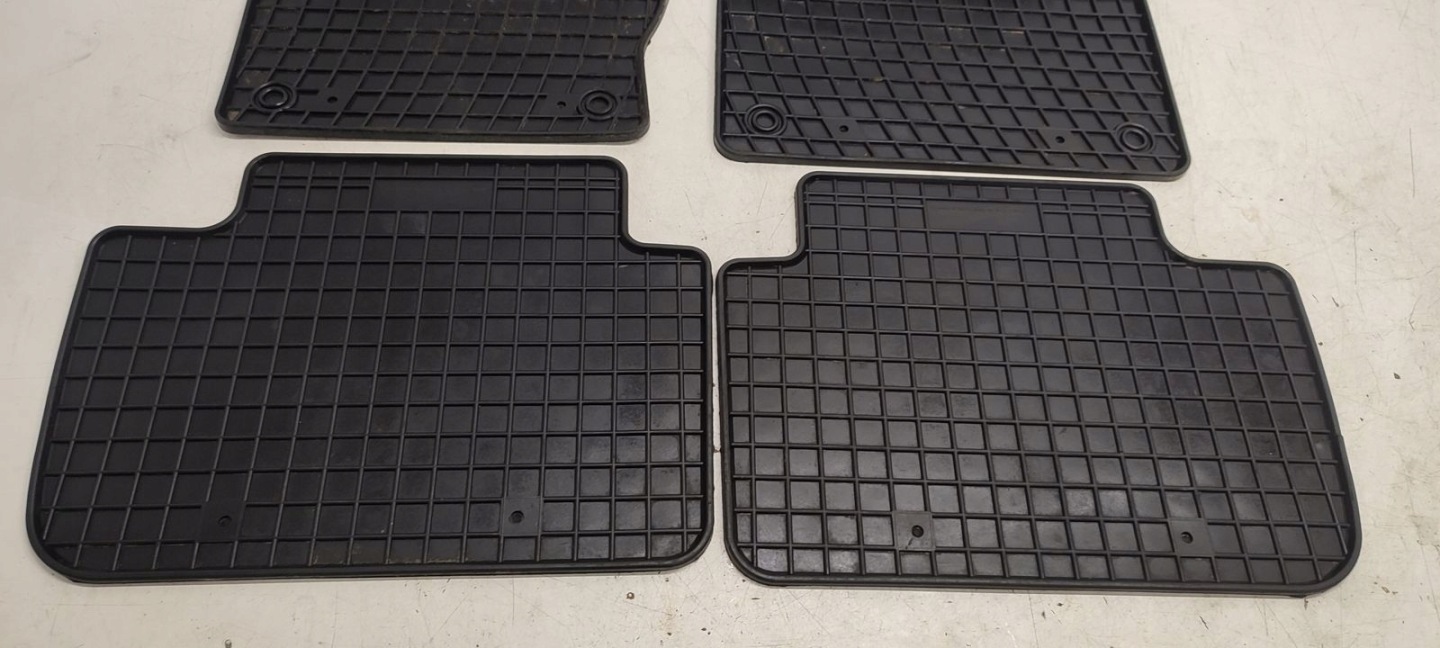 tapis sol moquette en caoutchouc BMW E83 X3 2,0D
