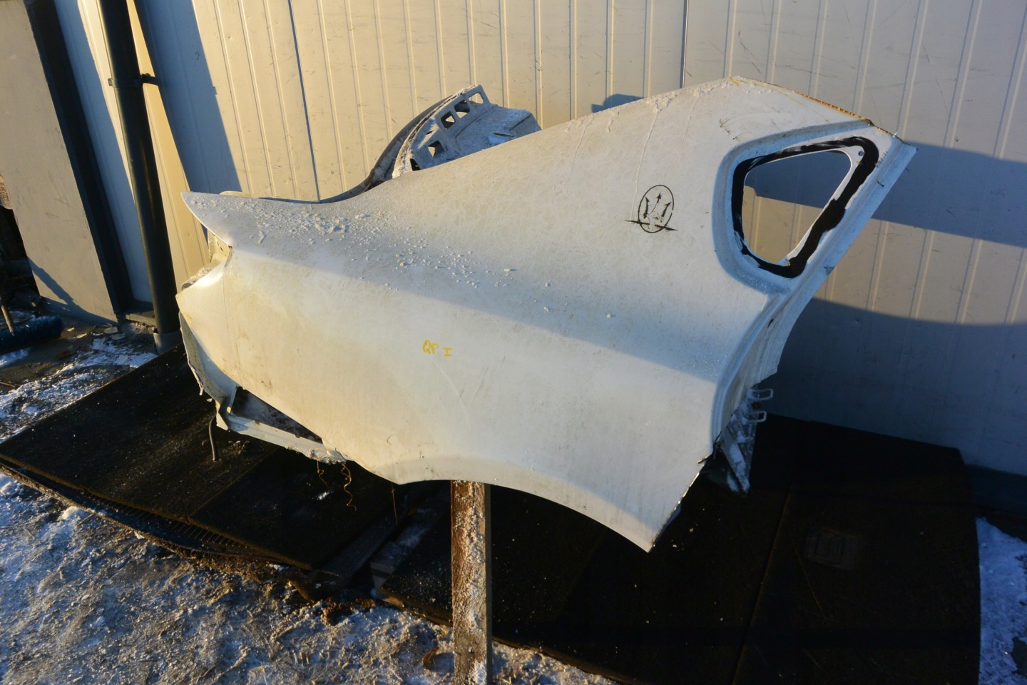 MASERATI QUATTROPORTE parafango Destra posteriore LONGHERONE